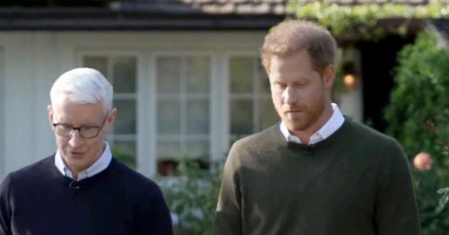 CBS Journalist Anderson Cooper Claims Buckingham Palace Made 'demand ...