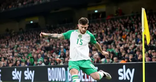 Ireland fans left stumped as star defender given surprise new position