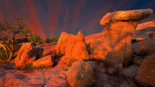 The Beloved Texas State Park With A Pink Granite Mountain Offers Camping, Iconic Trails, And Climbing