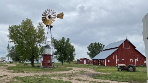 Between Omaha And Kearney Is Nebraska's Charming Midwest City With Museums, Shops, And Outdoor Fun
