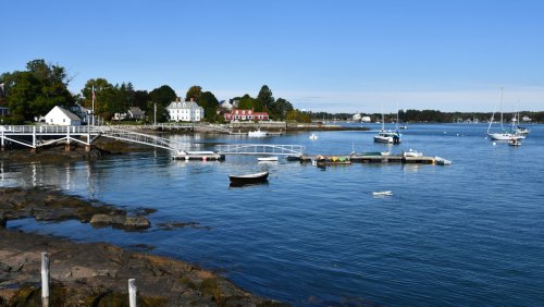 A New England Town Made Entirely Of Islands Promises Coastal Charm, Serene Strolls, And Friendly Locals