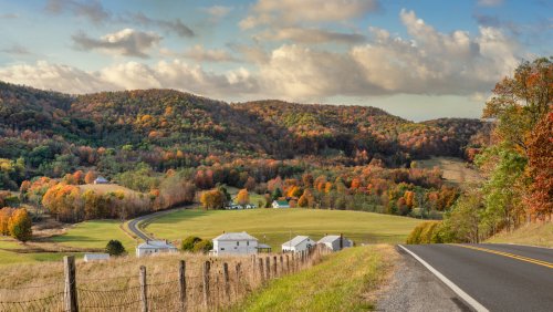 An Underrated Virginia Town Surrounded In Endless Blue Ridge Mountains Beauty Boasts Walkable Charm