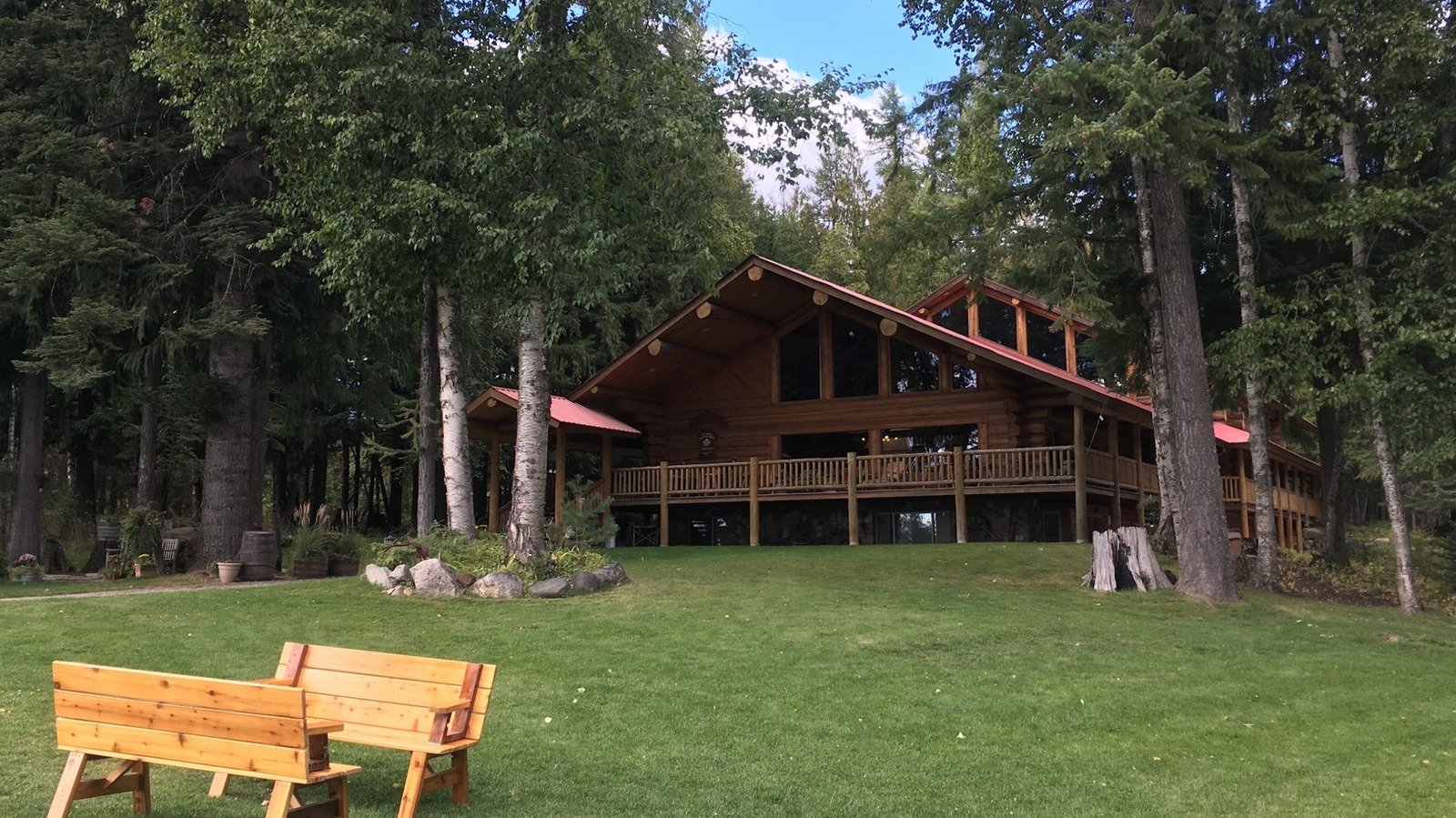Forget Texas — this Idaho Ranch Under 2 Hours From Spokane Is A Secluded Nature Retreat With Cowboy Activities