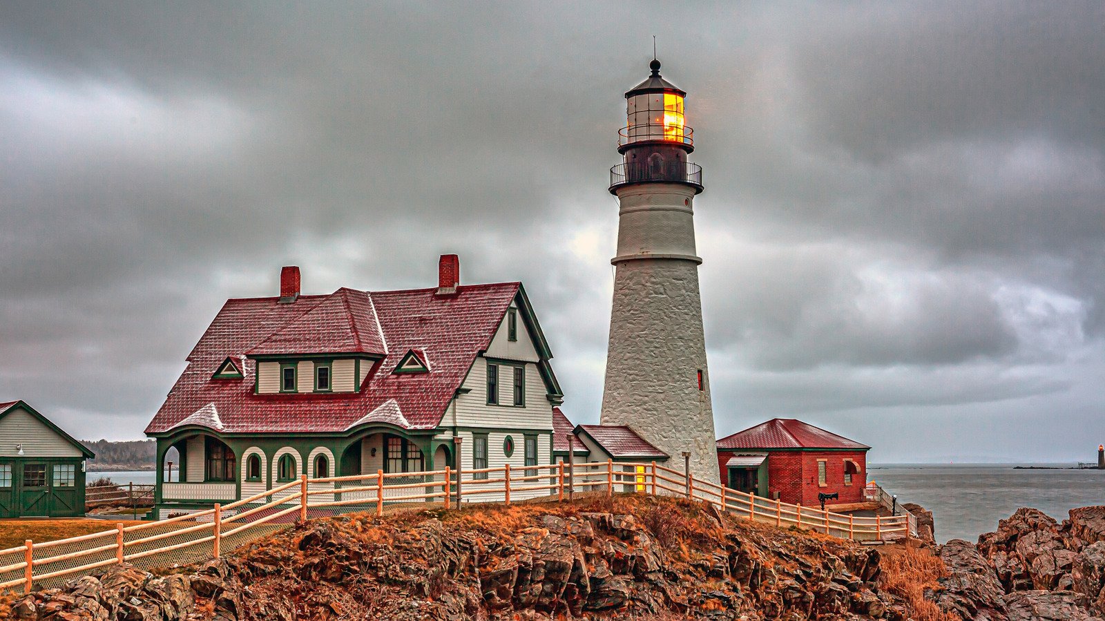 Forget Boston, Retire To New England's Vibrant Coastal Gem With Lighthouses, Islands, And Craft Brews