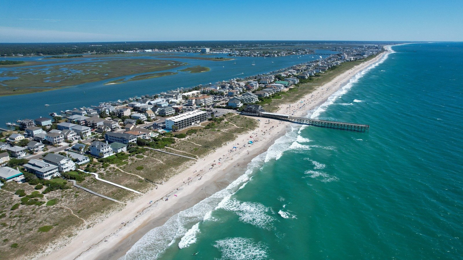 These East Coast Beach Towns Are Perfect For Your Summer Vacation 