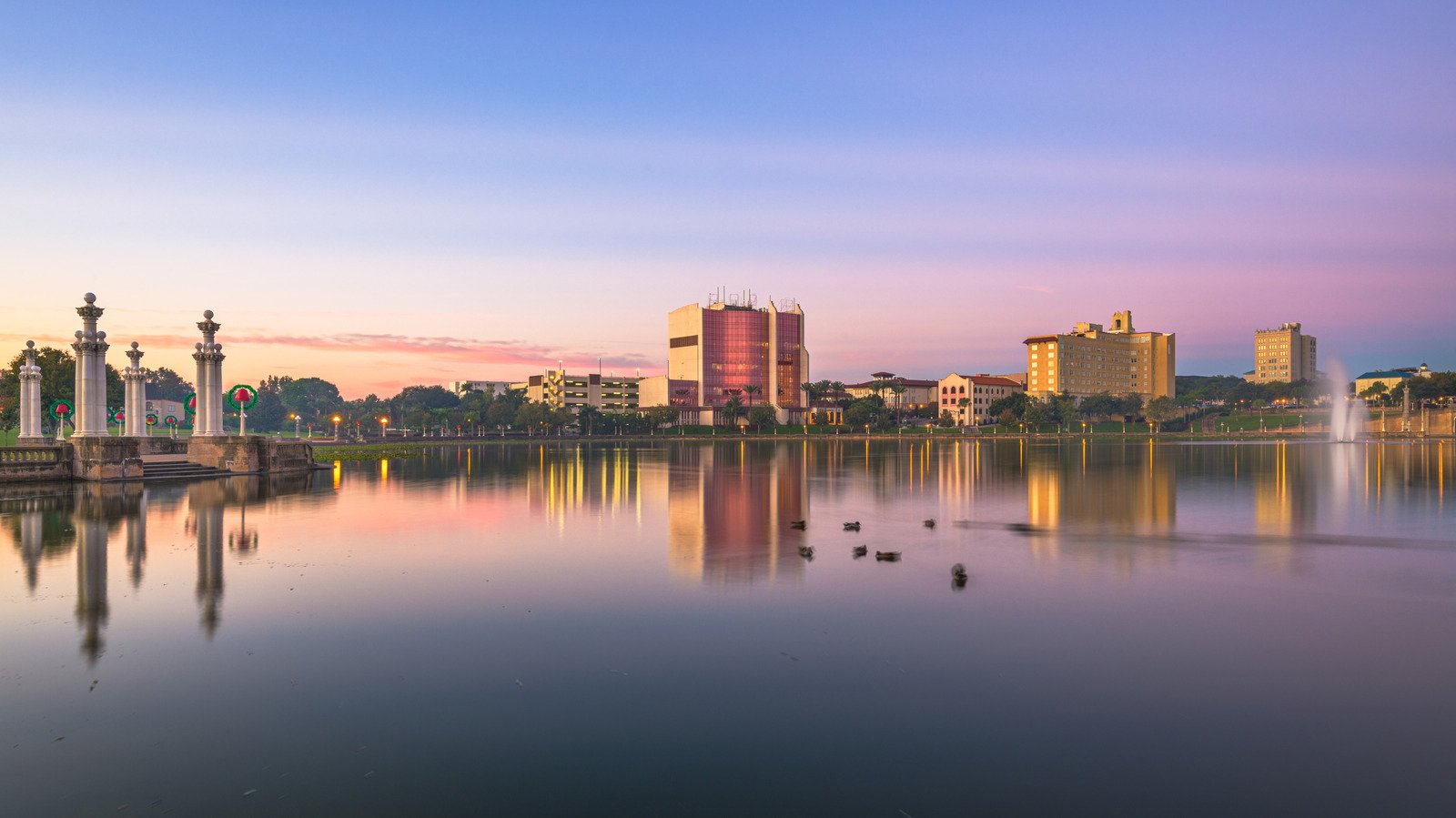 7 Fast-Growing Florida Cities Near Tampa With Bustling Boomtown Vibes