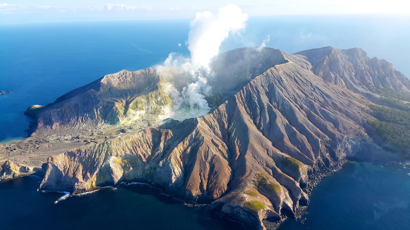 Islands Around The World That Are The Most Dangerous