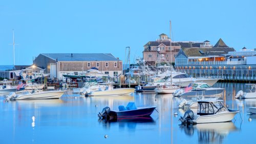 A Chic New England Town On The Southern Shores Of Cape Cod Is Full Of Beach Fun Without The Crowds