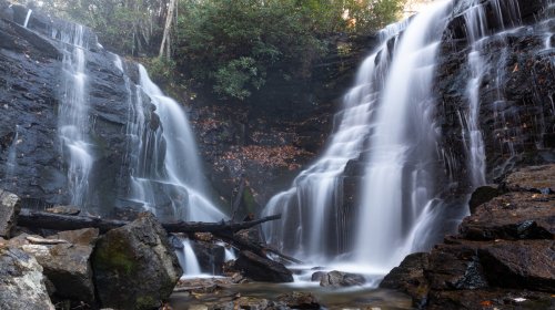 An Immaculate Great Smokies Gateway Hides In North Carolina With The Charm Of Gatlinburg Minus The Crowds