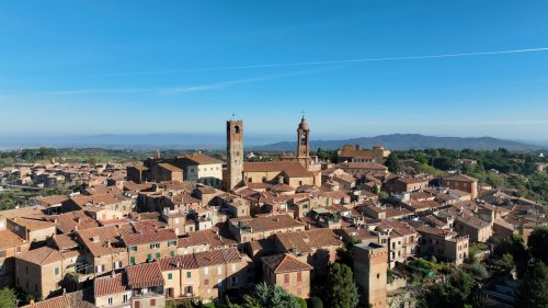 Nestled Between Florence And Rome Is Italy's Overlooked Town Full Of Medieval Charm And Mountain Views