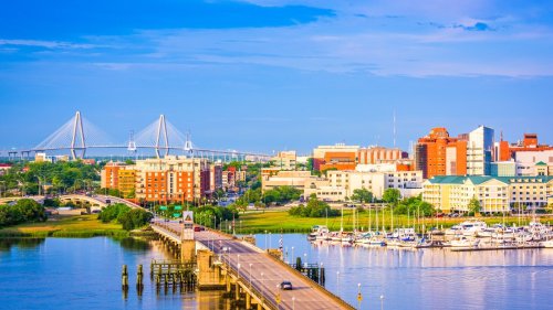 An Authentic Crabbing Adventure Is Charleston, South Carolina's Most Mouth-Watering Seafood Experience