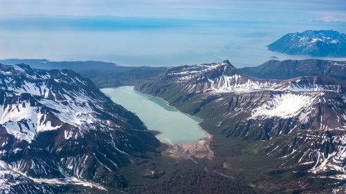 One Of America's Most Dangerous Hikes Boasts Abundant Wildlife And Surreal Remote Landscapes In Alaska