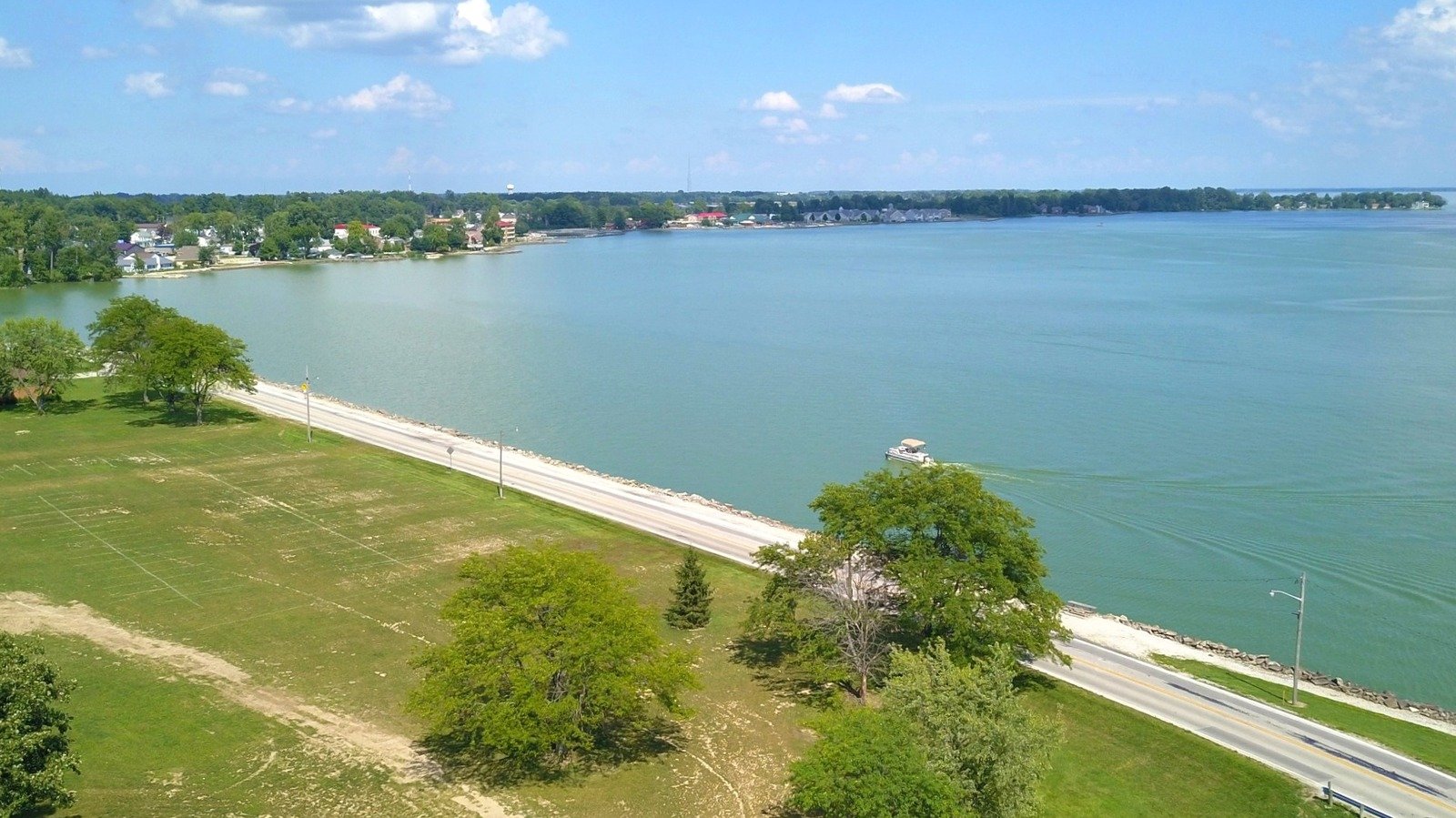 Ohio's Largest Artificial Lake Is An Outdoor Paradise With Fishing And Boating