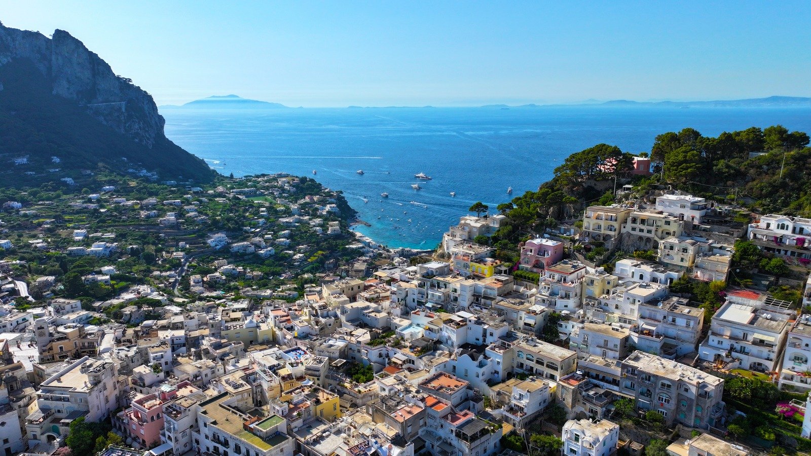 One Of Italy's Most Popular Islands Is Full Of Tourist Traps, According To Rick Steves