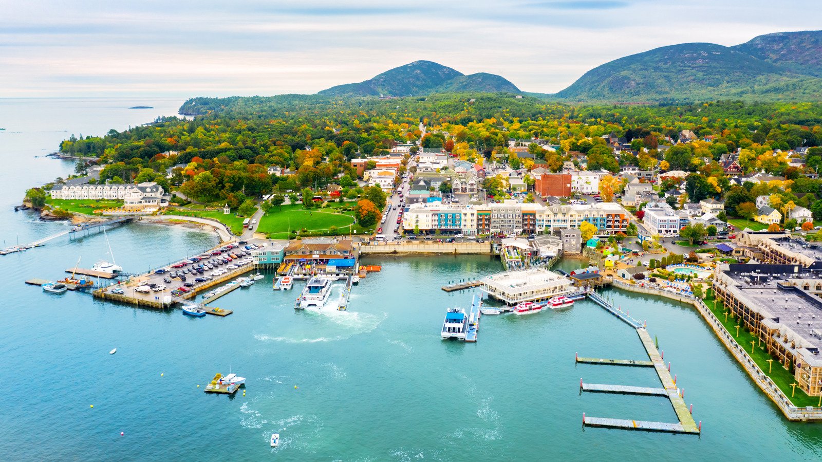9 Easily Accessible US Islands For An Affordable Vacation