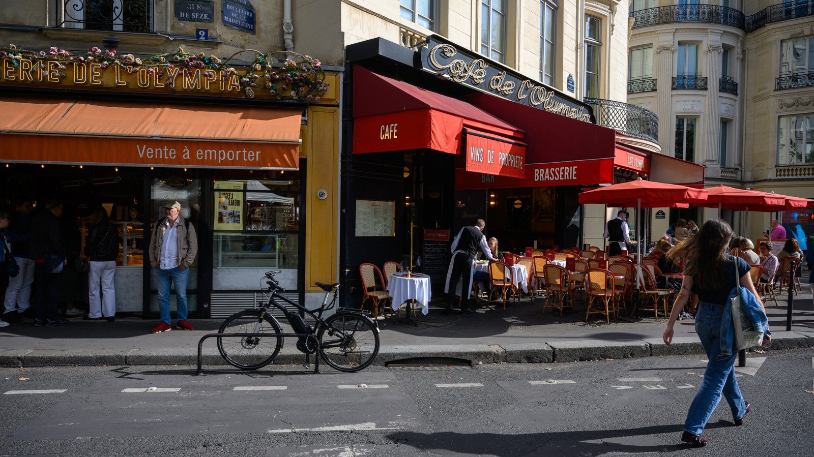 Rick Steves' Favorite Budget Tip Of 2026 Reveals Where To Eat Lunch (No Matter Where You Are In Europe)