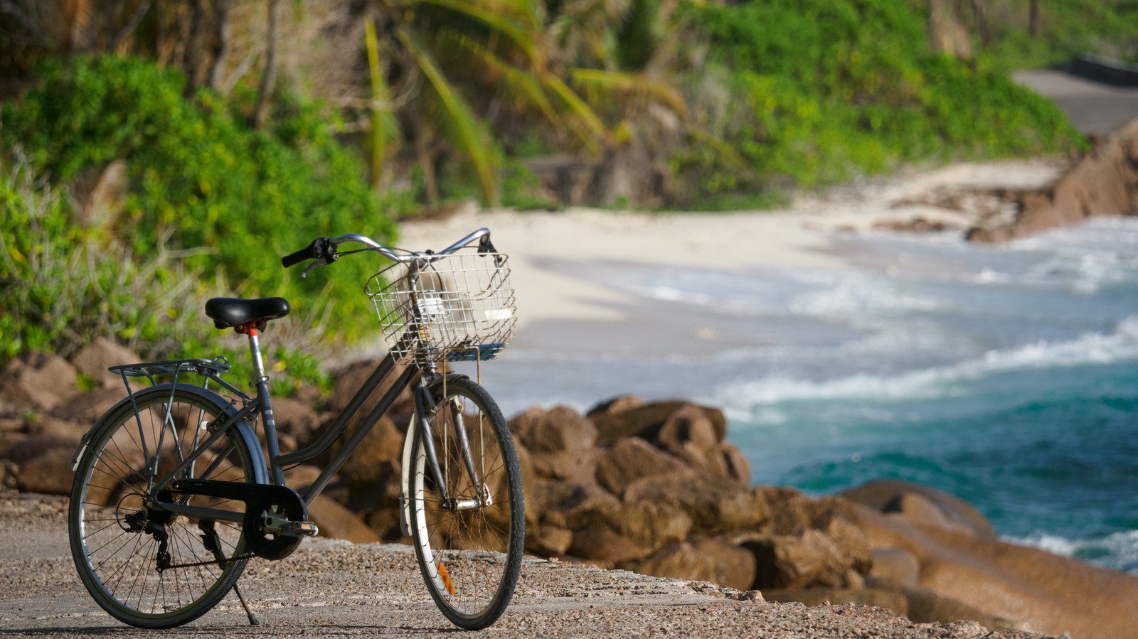 9 Lovely Islands Where You Don't Need To Rent A Car On Vacation