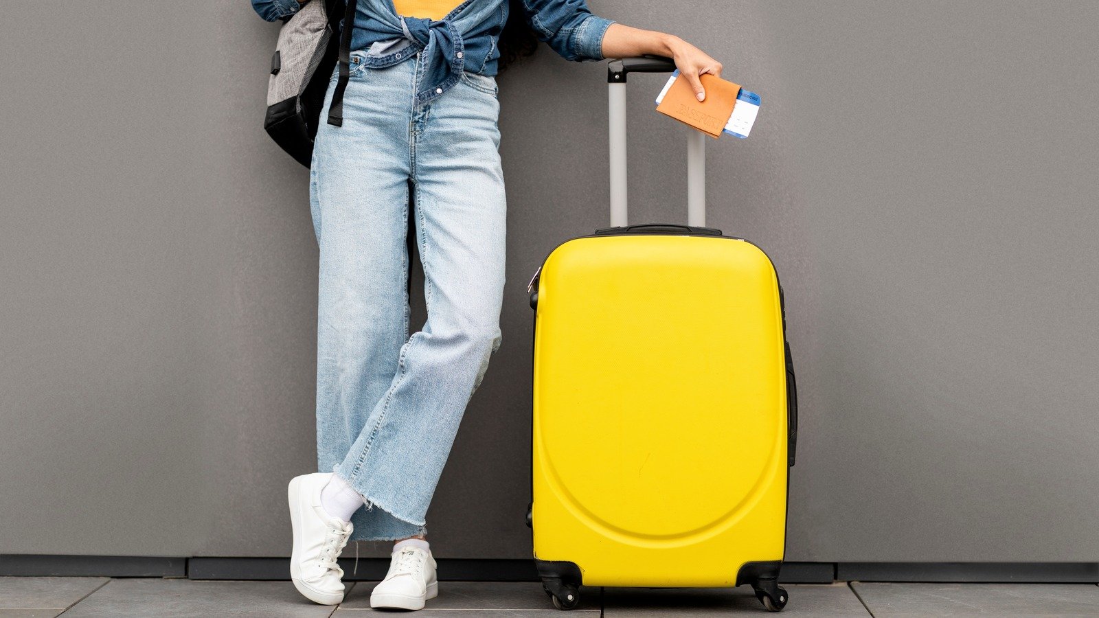 The Clothing Mistake To Avoid When You're Getting On A Flight