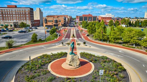 Indiana's Underrated College City Is A Wildly Artsy Destination Full Of Youthful Vibes And Museums
