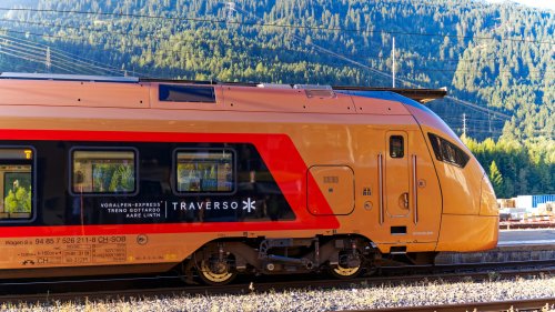 Switzerland's Most Scenic Train Journey Traverses Snow-Capped Peaks And Crystal Clear Lakes