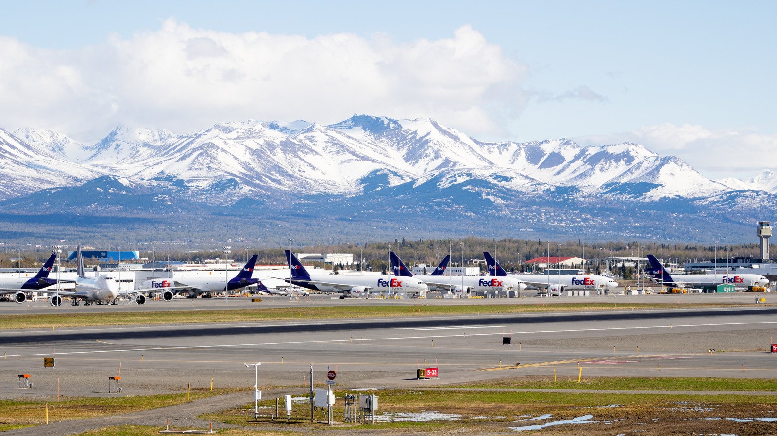 Not Dulles, Not San Francisco — This Is America's Most Expensive Airport To Fly From