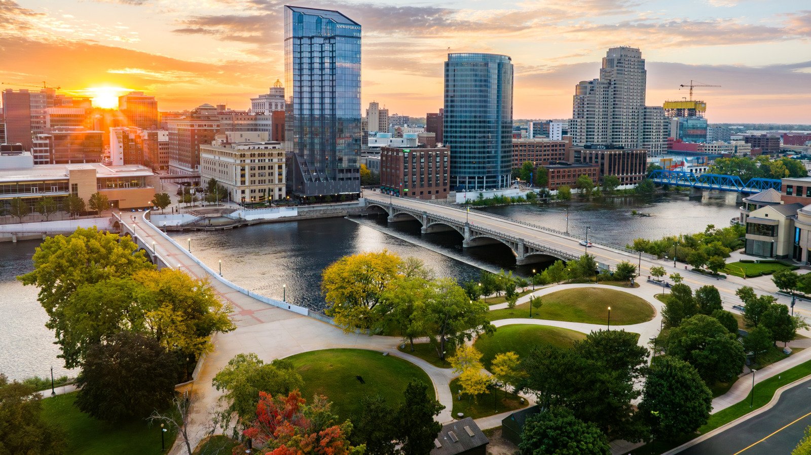 Chicago Boomers Are Moving To This Vibrant Midwest City With Iconic Craft Brews Just 3 Hours Away