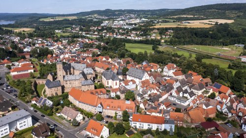 One Of Germany's Best Road Trips Is A Fairytale Route Through Historic Cities, Cozy Villages, And Forests