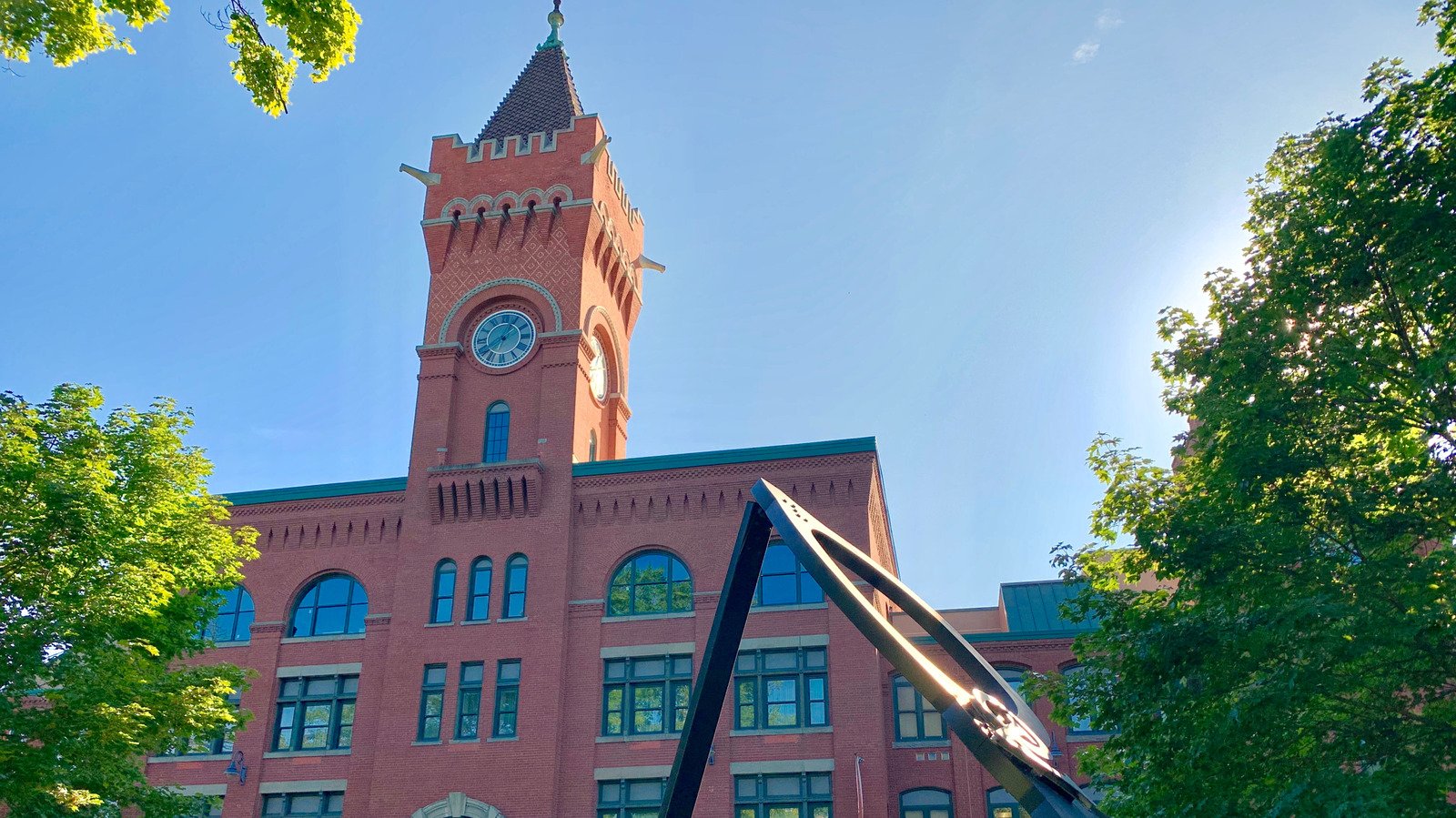 Forget Florida, Retire To This East Coast City Between Boston And Hartford With Outdoor Fun And A Unique Museum