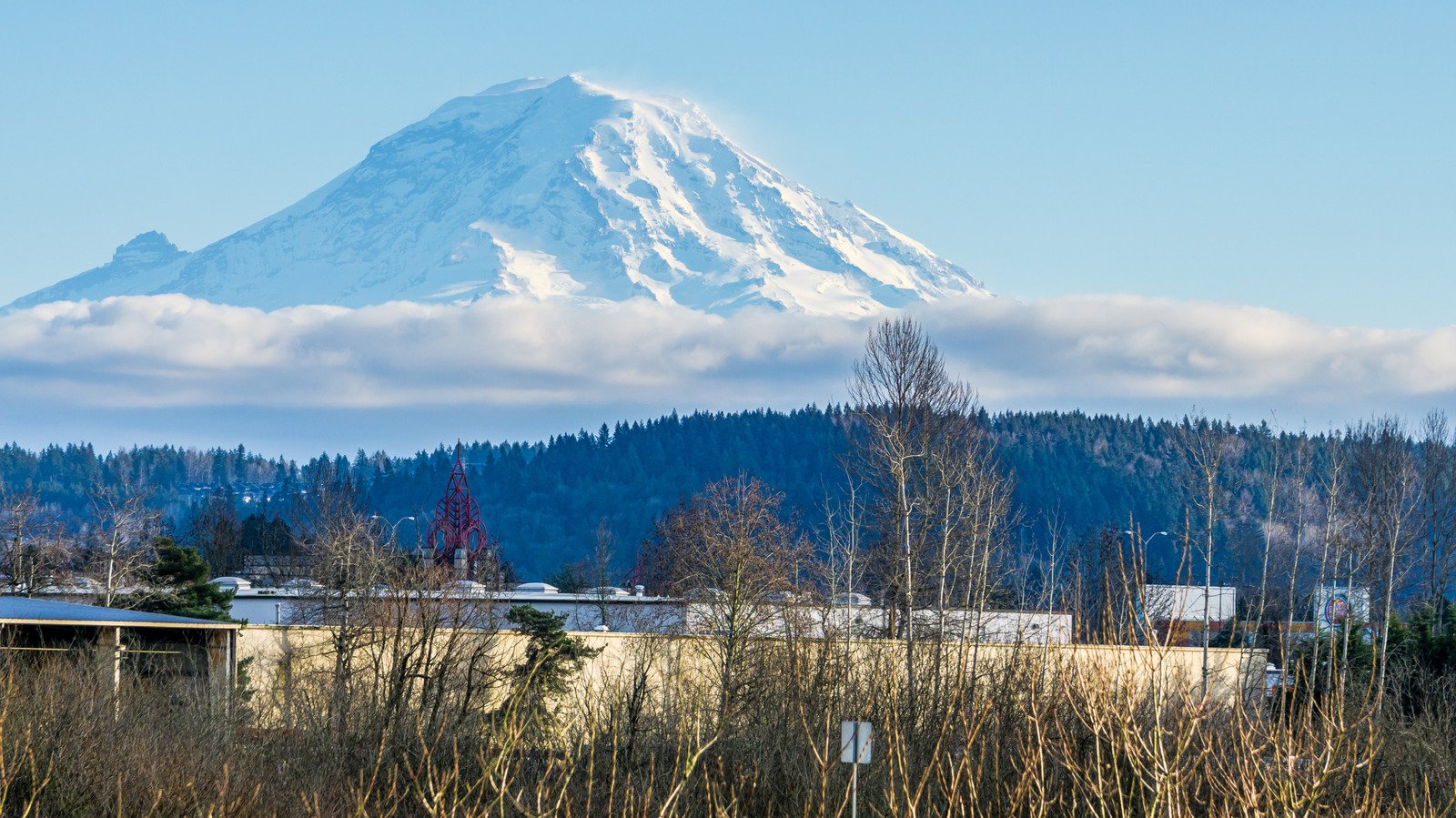 Between Seattle And Tacoma Is The Vibrant 'Gateway To Mt. Rainier' With River Views, Shops, And Outdoor Fun