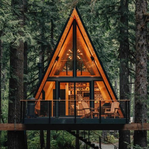 Gorgeous A-Frame Tiny Treehouse is A Perfect PNW Getaway