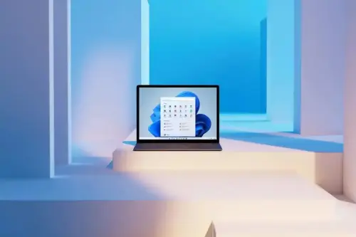 MS CEO “윈도우는 마이크로소프트 구독 서비스의 ‘소켓’이다”