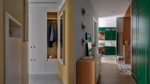 Как вписать шкаф в прихожую? 6 полезных решений с планировками от дизайнеров