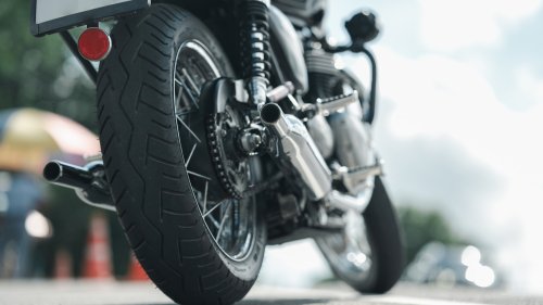 What Those Chicken Strips On Your Motorcycle Tires Really Say