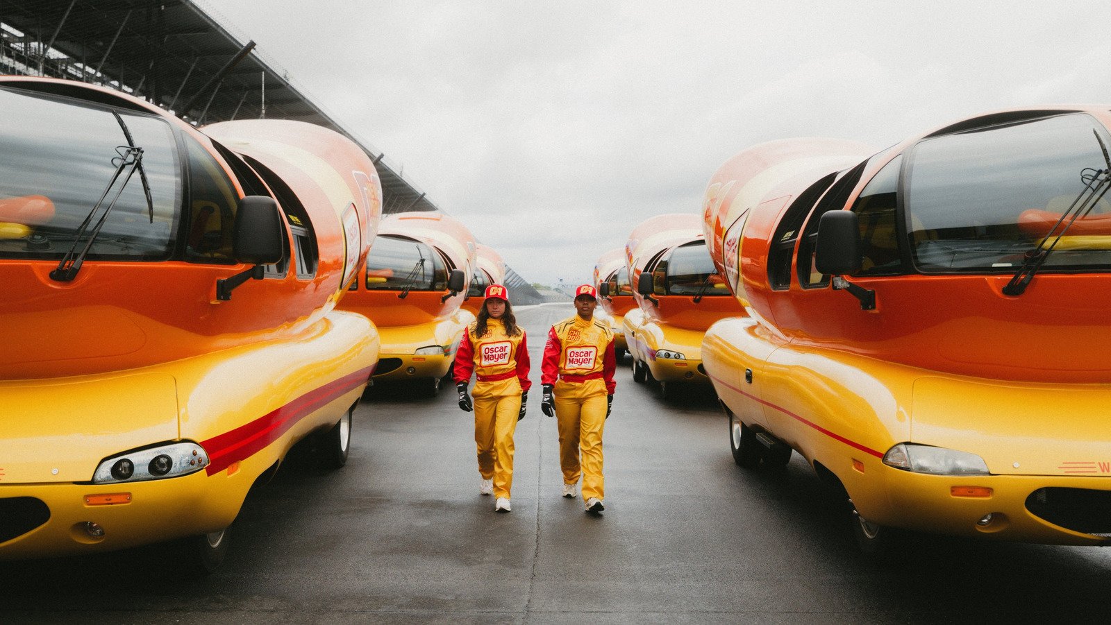 Watch The Inaugural Oscar Mayer Wienie 500 Wienermobile Race Here, Starting At 2 P.M.
