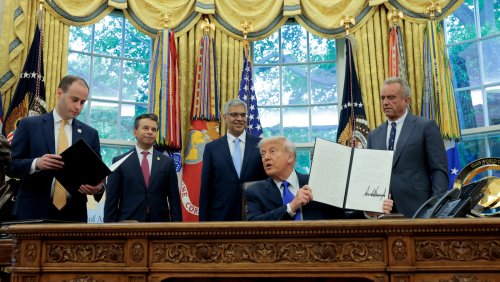 Here Are The Transportation-Related Executive Orders You Would Sign If You Were President For A Day