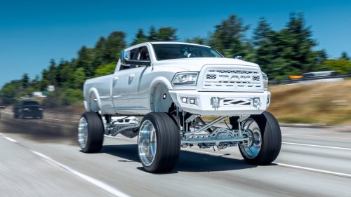 These Are The Cars The New American Pope Should Use As His Popemobile