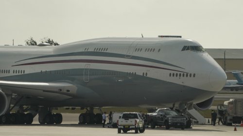 Trump's So-Called 'Free' $400 Million Plane Would Actually Cost Taxpayers Nearly $1 Billion