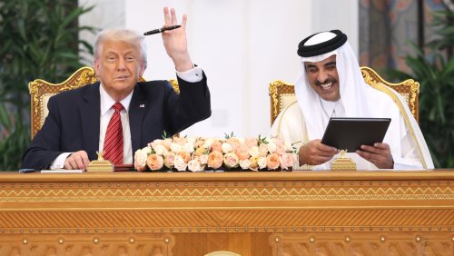 Trump's '$200 Billion' Boeing-Qatar Deal Worth Less Than Half What He Claims