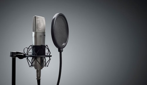 How to Start a Podcast: A 10-Step Guide