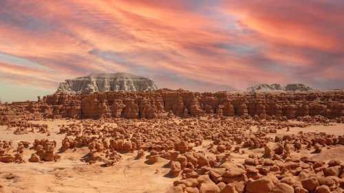 15 Best Hikes In Utah Not To Be Missed (With Maps!)