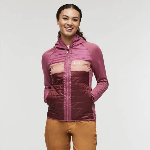 27 Best Gifts For Hikers & Outdoor Enthusiasts