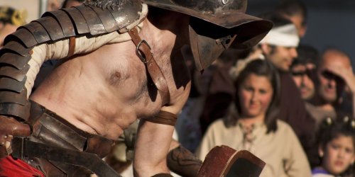Roman gladiators: ancient professional athletes