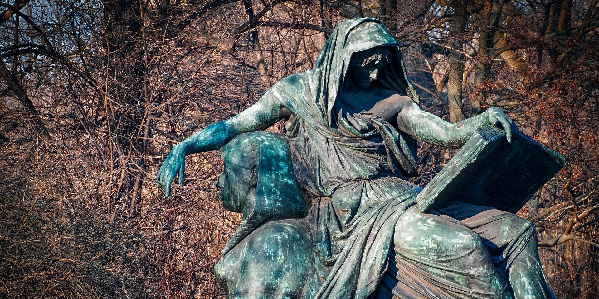 Secret prophecies: the mysterious Sibylline Books that controlled Ancient Rome's destiny