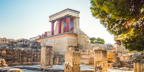 Arthur Evans and controversial rediscovery of the lost Minoan civilization