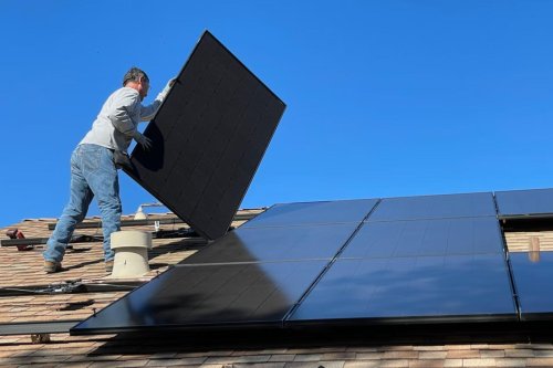 Énergies renouvelables: le photovoltaïque approche d'un virage crucial
