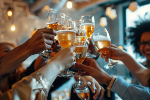 Ces quatre alcools sont les seuls que vous avez le droit de boire au travail - le quatrième va vous surprendre
