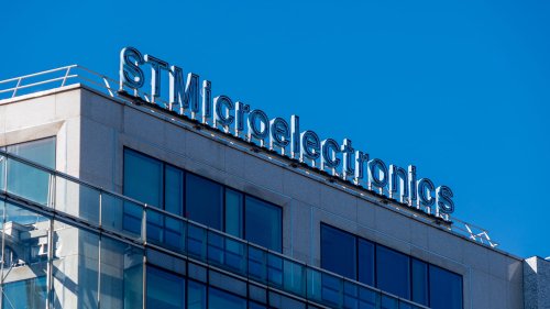 STMicroelectronics restructure ses sites industriels et amorce 2 800 départs volontaires