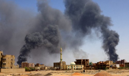 Sudanese forces clash in Khartoum after talks break down