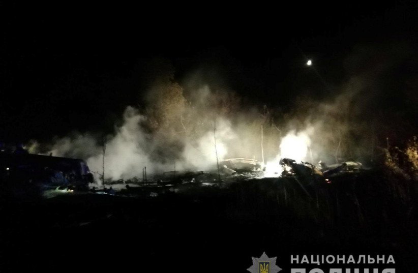 Military plane crashes in Ukraine, killing 22 -emergency service
