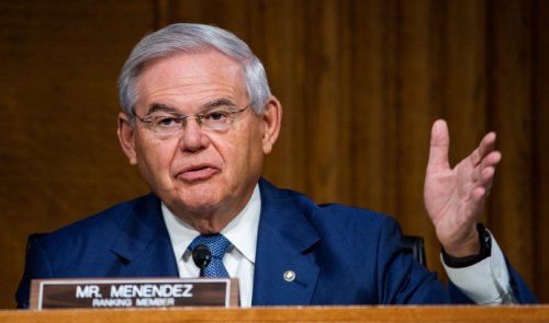 US Senator Menendez rejects calls to step down from Congress